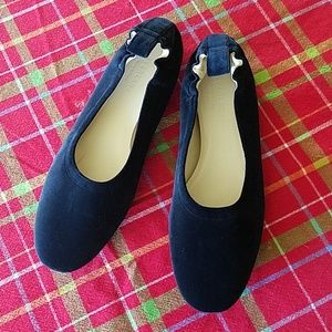 Everlane Day Glove Flat